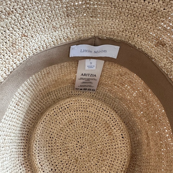 Aritzia straw bucket hat - Picture 4 of 5